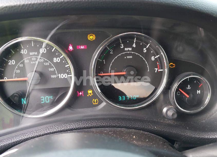 Photo 15 of 2015 Jeep Wrangler UNLIMITED SPORT (VIN 1C4BJWDG7FL608458)