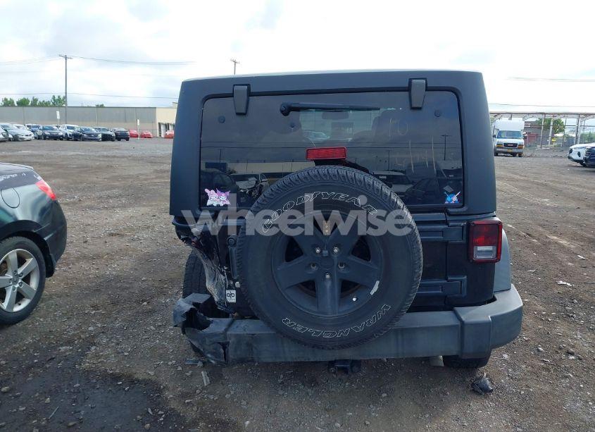 Photo 16 of 2015 Jeep Wrangler UNLIMITED SPORT (VIN 1C4BJWDG7FL717261)