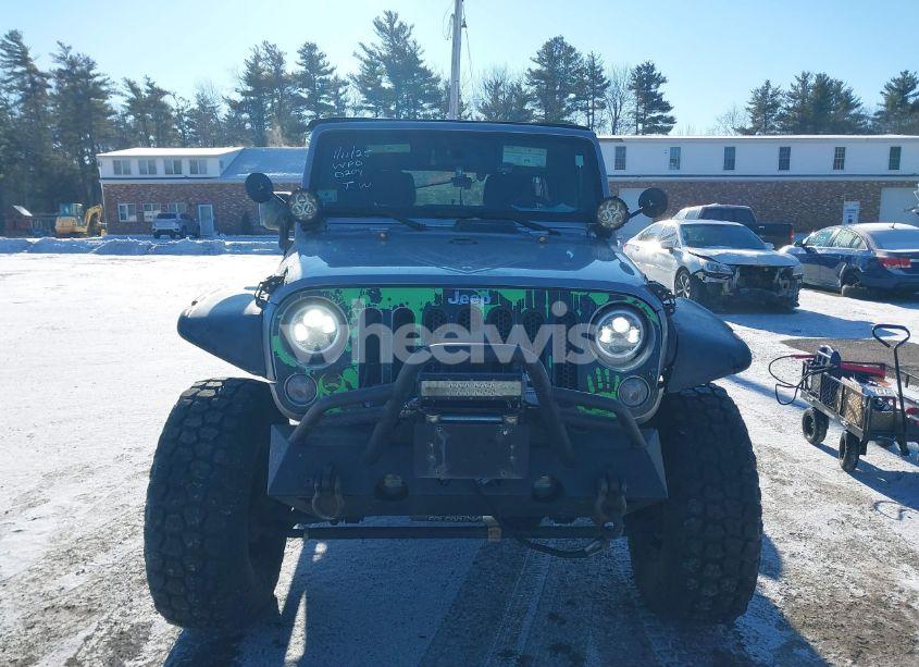 Photo 12 of 2015 Jeep Wrangler UNLIMITED SPORT (VIN 1C4BJWDG7FL770204)