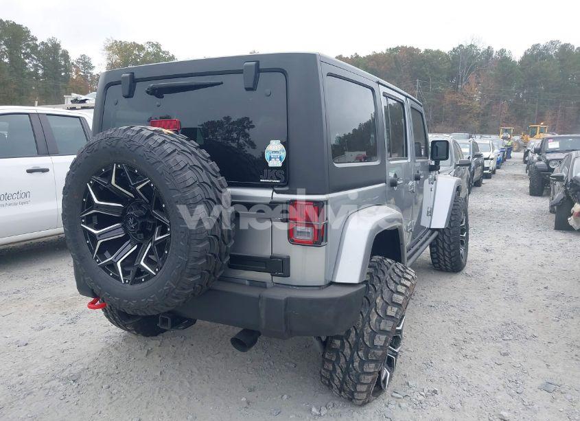 Photo 4 of 2016 Jeep Wrangler UNLIMITED BLACK BEAR (VIN 1C4BJWDG7GL102761)