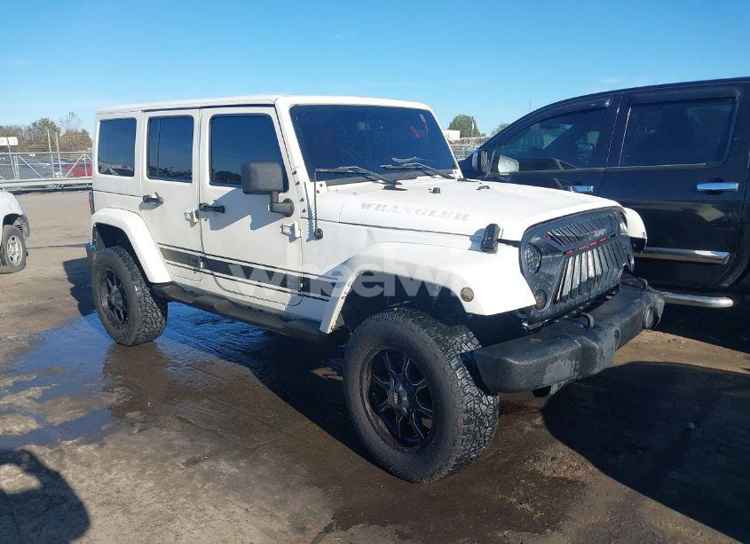 2016 Jeep Wrangler UNLIMITED SPORT (VIN 1C4BJWDG7GL117986) main photo