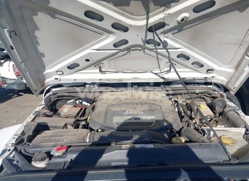 Photo 10 of 2016 Jeep Wrangler UNLIMITED SPORT (VIN 1C4BJWDG7GL117986)