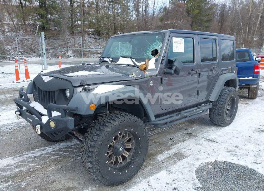 Photo 2 of 2016 Jeep Wrangler UNLIMITED SPORT (VIN 1C4BJWDG7GL179002)