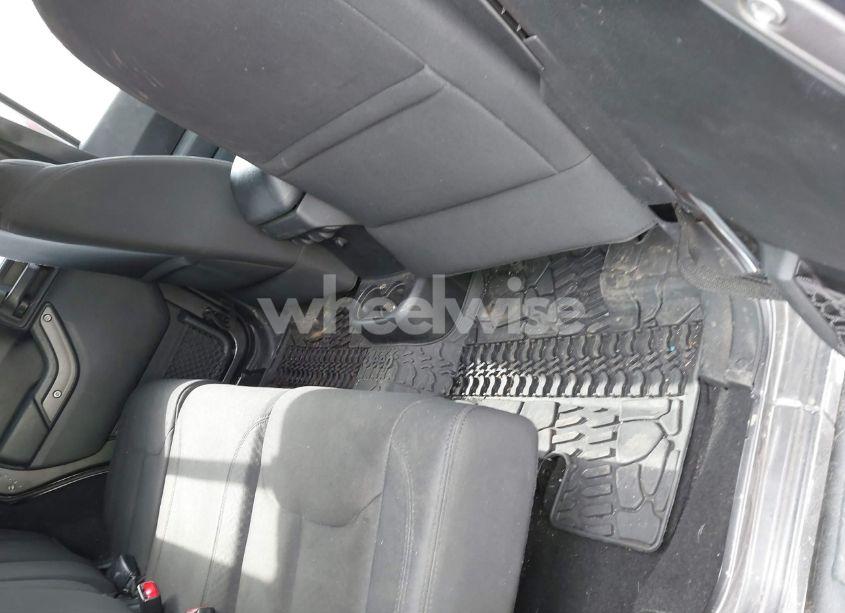 Photo 8 of 2016 Jeep Wrangler UNLIMITED SPORT (VIN 1C4BJWDG7GL179002)