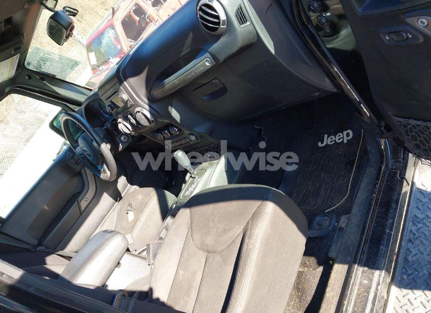 Photo 5 of 2016 Jeep Wrangler UNLIMITED SPORT (VIN 1C4BJWDG7GL234788)