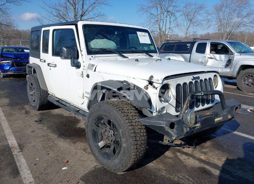 2016 Jeep Wrangler UNLIMITED SPORT (VIN 1C4BJWDG7GL248142) main photo