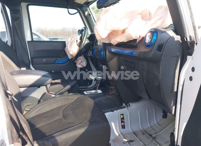 Photo 5 of 2016 Jeep Wrangler UNLIMITED SPORT (VIN 1C4BJWDG7GL248142)