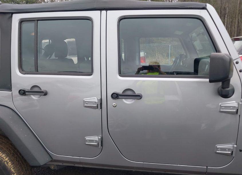 Photo 13 of 2016 Jeep Wrangler UNLIMITED SPORT (VIN 1C4BJWDG7GL260193)