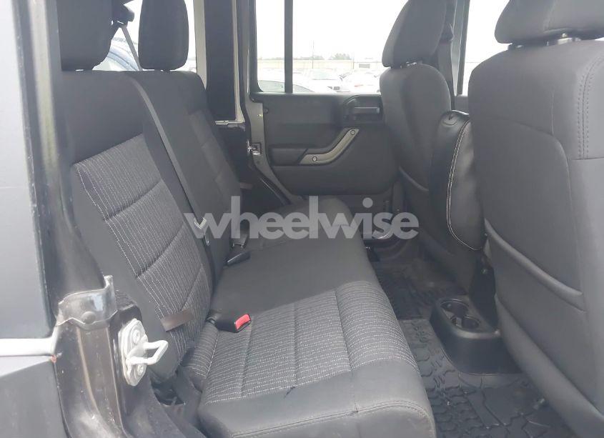 Photo 8 of 2016 Jeep Wrangler UNLIMITED SPORT (VIN 1C4BJWDG7GL265359)