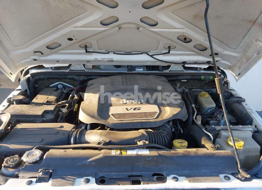 Photo 10 of 2016 Jeep Wrangler UNLIMITED SPORT (VIN 1C4BJWDG7GL316102)