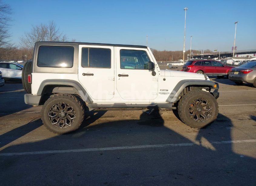 Photo 13 of 2016 Jeep Wrangler UNLIMITED SPORT (VIN 1C4BJWDG7GL316102)