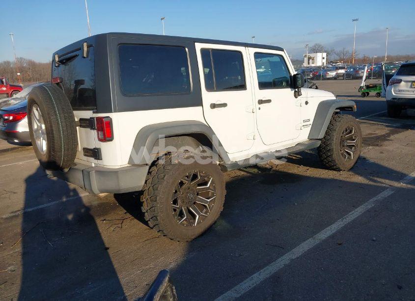 Photo 4 of 2016 Jeep Wrangler UNLIMITED SPORT (VIN 1C4BJWDG7GL316102)