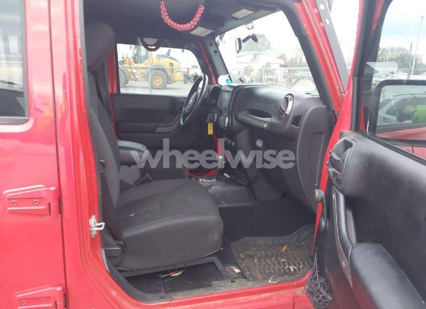 Photo 5 of 2016 Jeep Wrangler UNLIMITED SPORT (VIN 1C4BJWDG7GL335720)