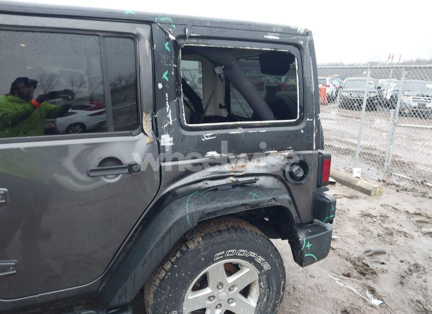 Photo 6 of 2017 Jeep Wrangler UNLIMITED SPORT (VIN 1C4BJWDG7HL577117)