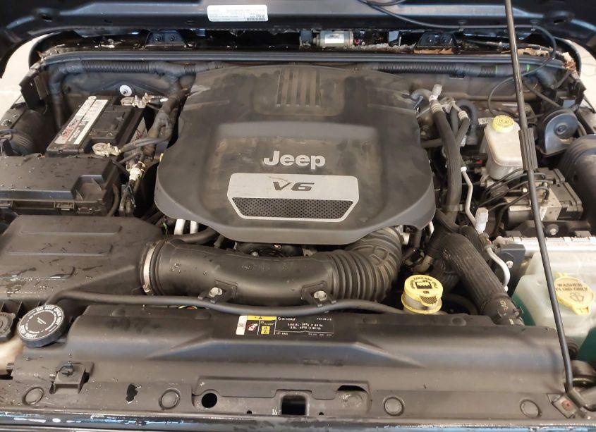 Photo 10 of 2017 Jeep Wrangler UNLIMITED SPORT 4X4 (VIN 1C4BJWDG7HL696205)