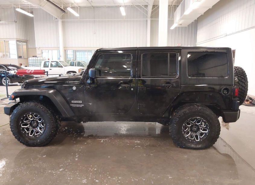 Photo 14 of 2017 Jeep Wrangler UNLIMITED SPORT 4X4 (VIN 1C4BJWDG7HL696205)