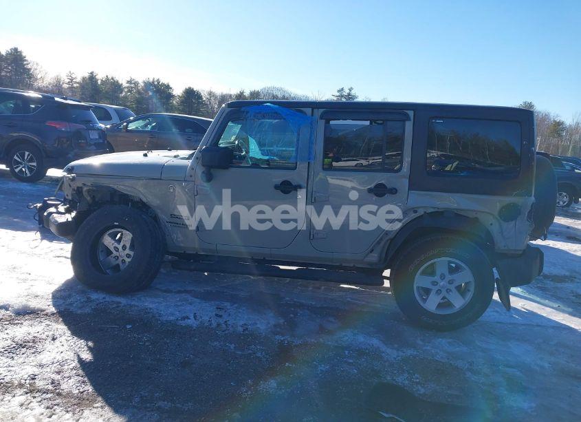 Photo 15 of 2018 Jeep Wrangler JK UNLIMITED SPORT S 4X4 (VIN 1C4BJWDG7JL890965)