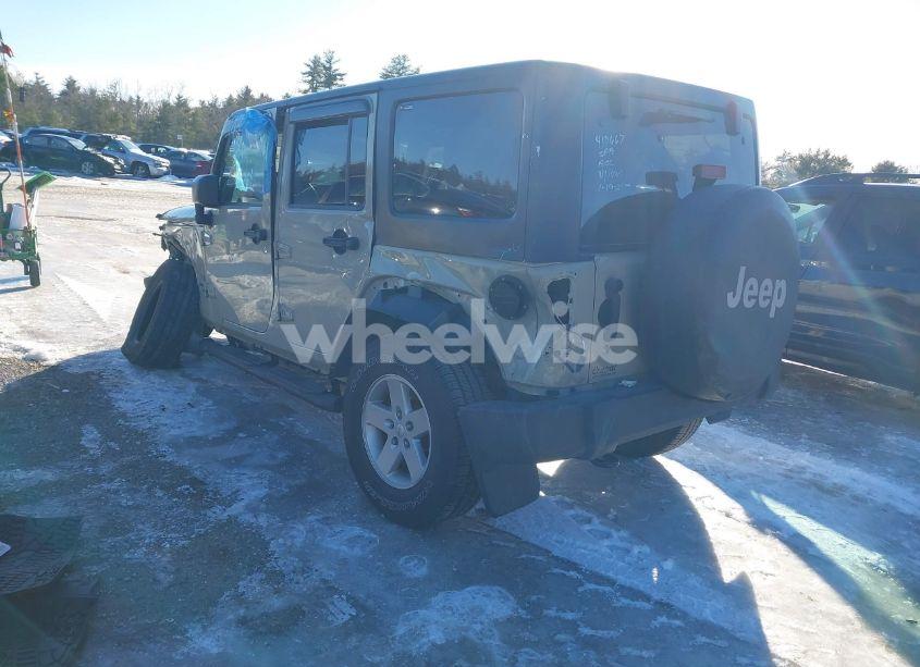 Photo 3 of 2018 Jeep Wrangler JK UNLIMITED SPORT S 4X4 (VIN 1C4BJWDG7JL890965)