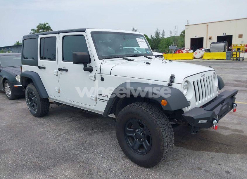 2018 Jeep Wrangler JK UNLIMITED SPORT 4X4 (VIN 1C4BJWDG7JL895132) main photo