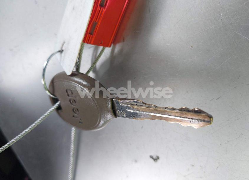 Photo 11 of 2018 Jeep Wrangler JK UNLIMITED SPORT 4X4 (VIN 1C4BJWDG7JL895132)