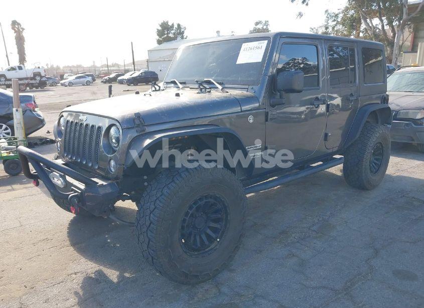 Photo 2 of 2018 Jeep Wrangler JK UNLIMITED SPORT S 4X4 (VIN 1C4BJWDG7JL926640)