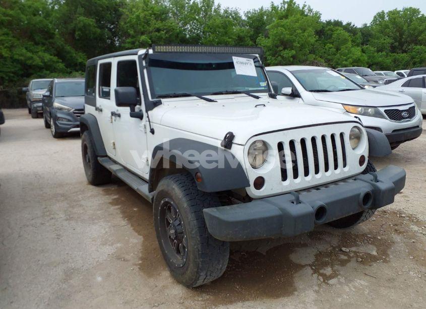 2013 Jeep Wrangler UNLIMITED SPORT (VIN 1C4BJWDG8DL511315) main photo