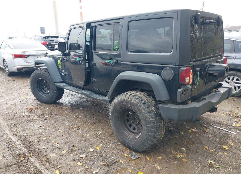 Photo 3 of 2013 Jeep Wrangler UNLIMITED SPORT (VIN 1C4BJWDG8DL606327)