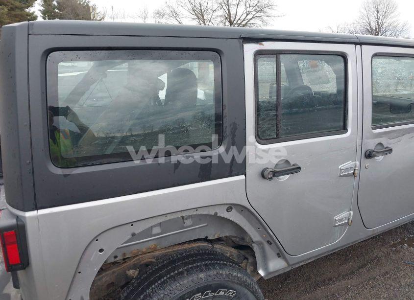 Photo 18 of 2014 Jeep Wrangler UNLIMITED SPORT (VIN 1C4BJWDG8EL148970)