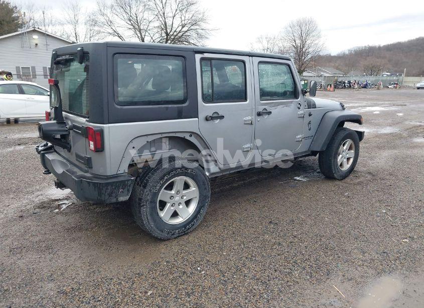 Photo 4 of 2014 Jeep Wrangler UNLIMITED SPORT (VIN 1C4BJWDG8EL148970)