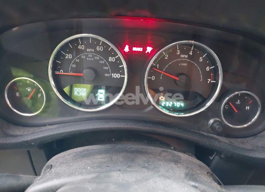 Photo 7 of 2014 Jeep Wrangler UNLIMITED SPORT (VIN 1C4BJWDG8EL148970)