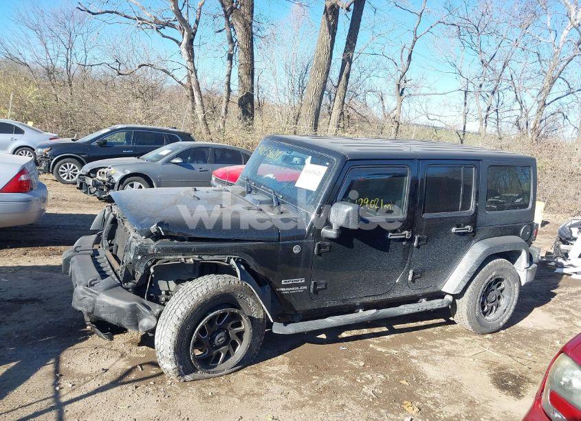 Photo 15 of 2014 Jeep Wrangler UNLIMITED SPORT (VIN 1C4BJWDG8EL307986)