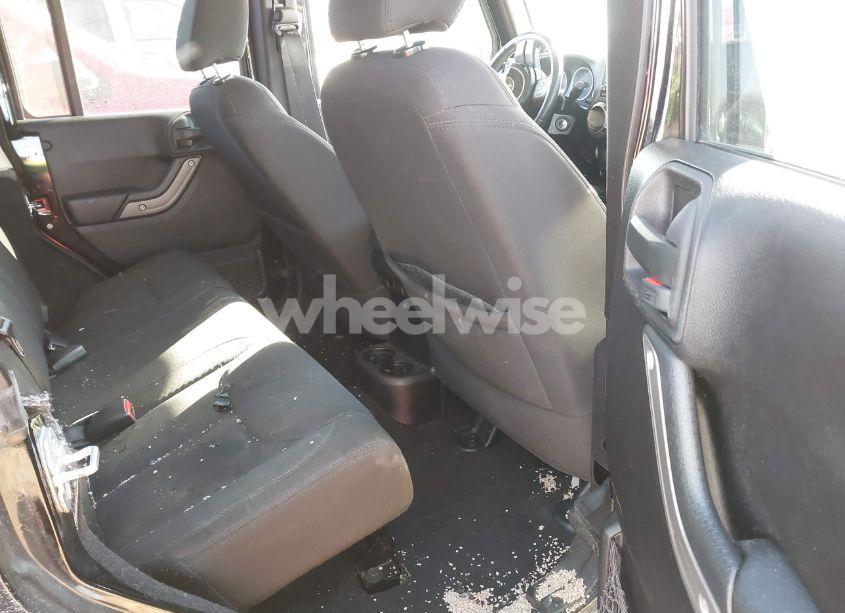 Photo 8 of 2014 Jeep Wrangler UNLIMITED SPORT (VIN 1C4BJWDG8EL307986)