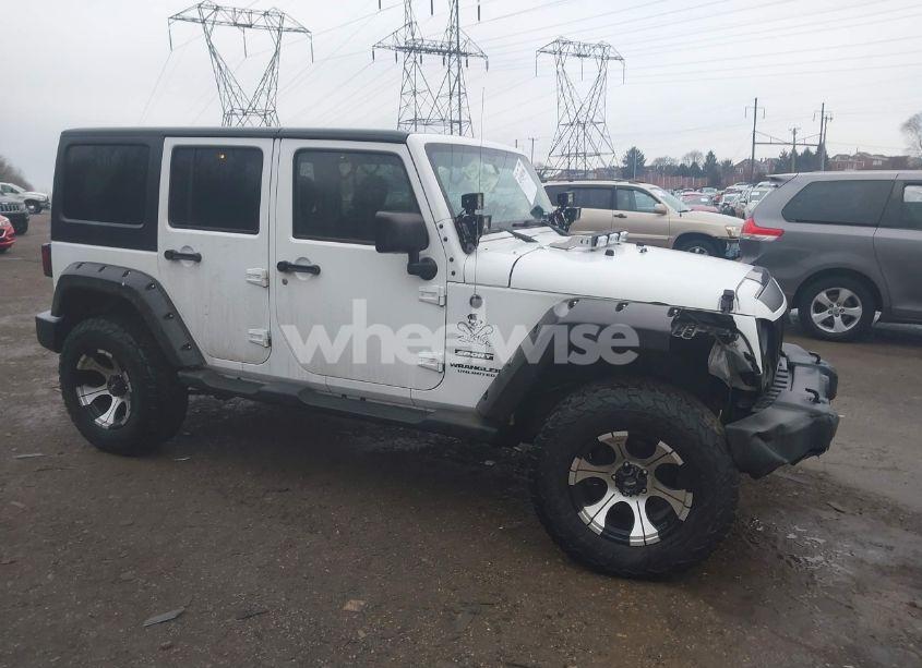 2015 Jeep Wrangler UNLIMITED SPORT (VIN 1C4BJWDG8FL519451) main photo