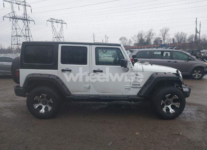 Photo 13 of 2015 Jeep Wrangler UNLIMITED SPORT (VIN 1C4BJWDG8FL519451)