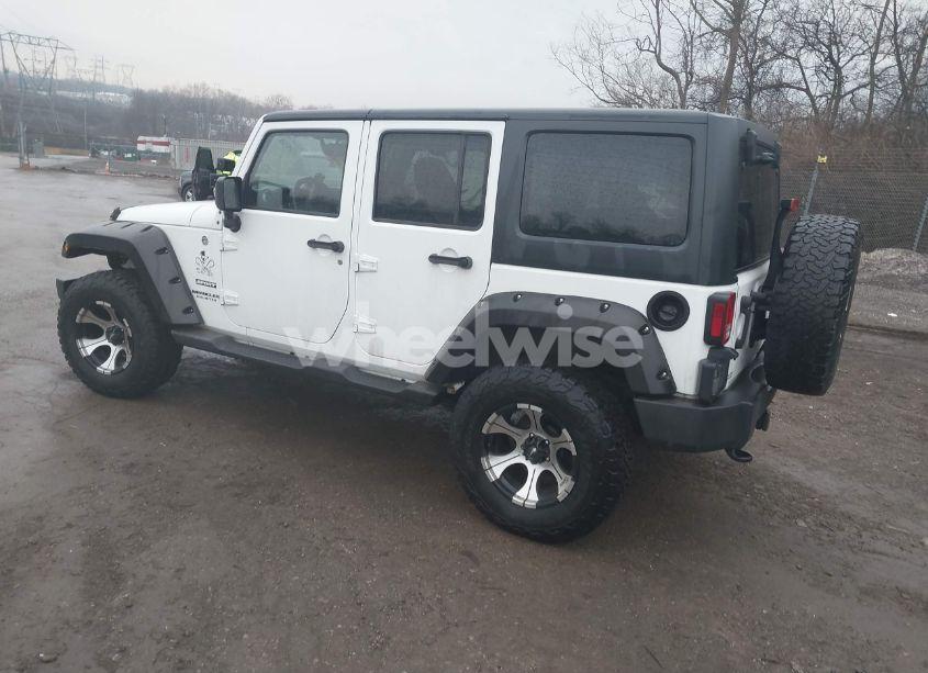Photo 3 of 2015 Jeep Wrangler UNLIMITED SPORT (VIN 1C4BJWDG8FL519451)