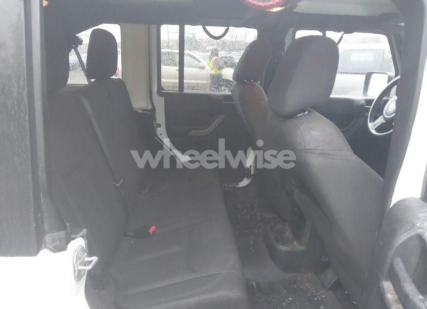 Photo 8 of 2015 Jeep Wrangler UNLIMITED SPORT (VIN 1C4BJWDG8FL519451)