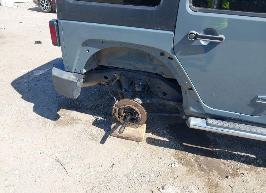 Photo 17 of 2015 Jeep Wrangler UNLIMITED SPORT (VIN 1C4BJWDG8FL523550)