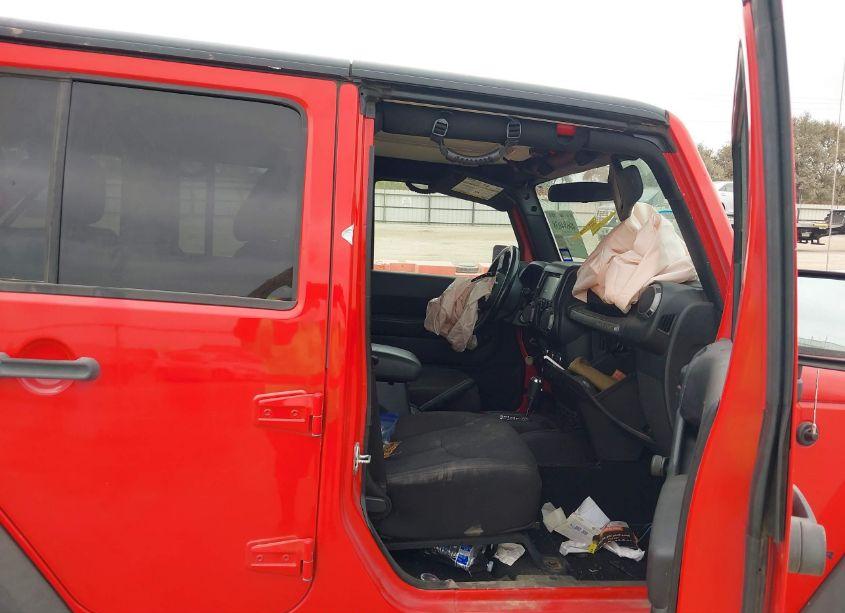 Photo 5 of 2015 Jeep Wrangler UNLIMITED WILLYS WHEELER (VIN 1C4BJWDG8FL564549)