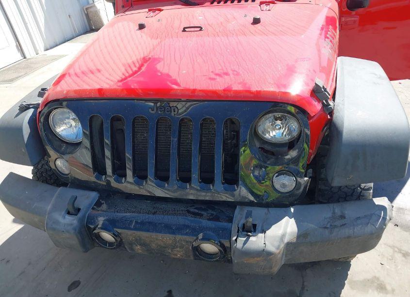 Photo 6 of 2015 Jeep Wrangler UNLIMITED WILLYS WHEELER (VIN 1C4BJWDG8FL564549)