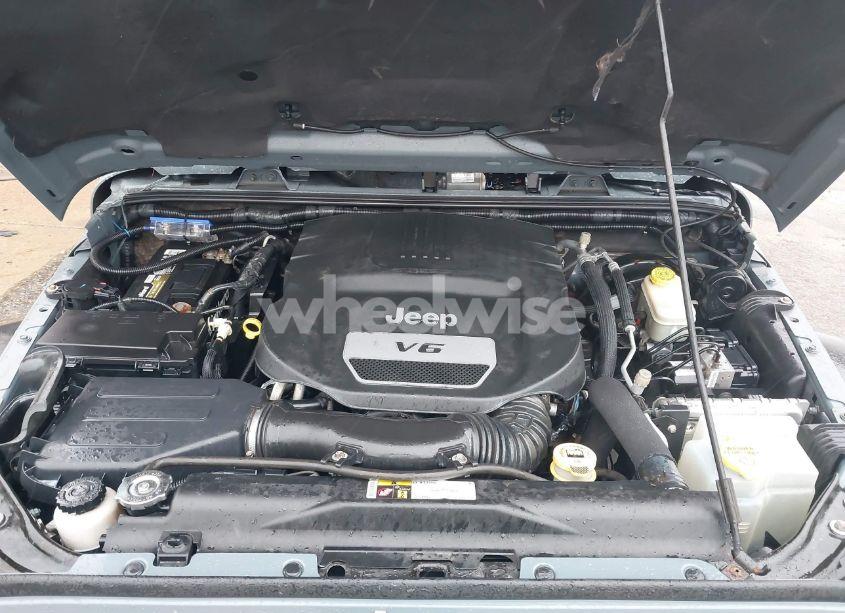 Photo 10 of 2015 Jeep Wrangler UNLIMITED SPORT (VIN 1C4BJWDG8FL644403)