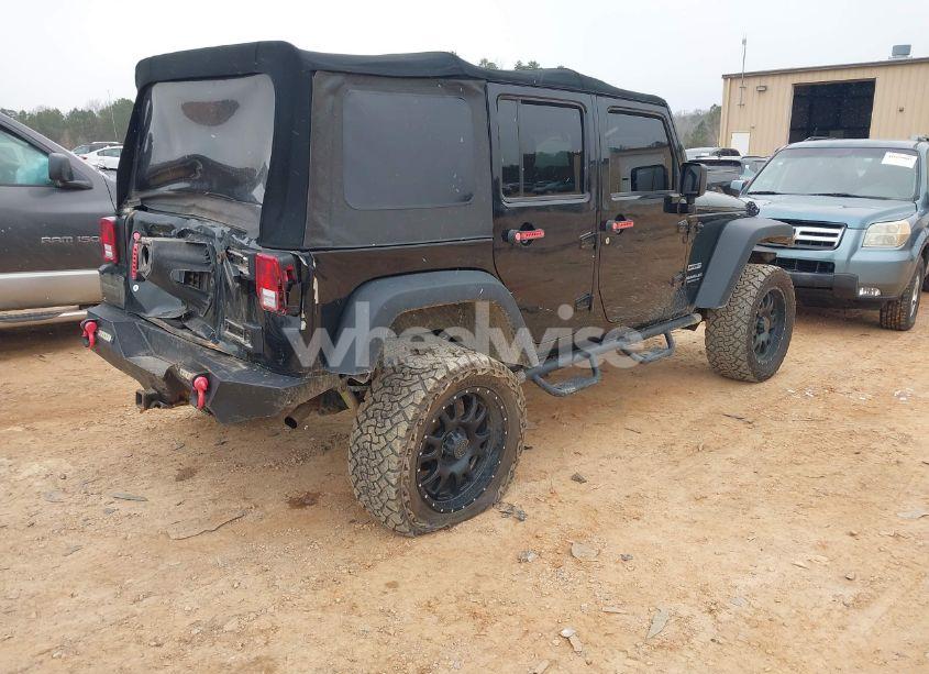 Photo 4 of 2016 Jeep Wrangler UNLIMITED SPORT (VIN 1C4BJWDG8GL104132)