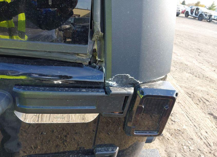 Photo 21 of 2016 Jeep Wrangler UNLIMITED SPORT (VIN 1C4BJWDG8GL106429)