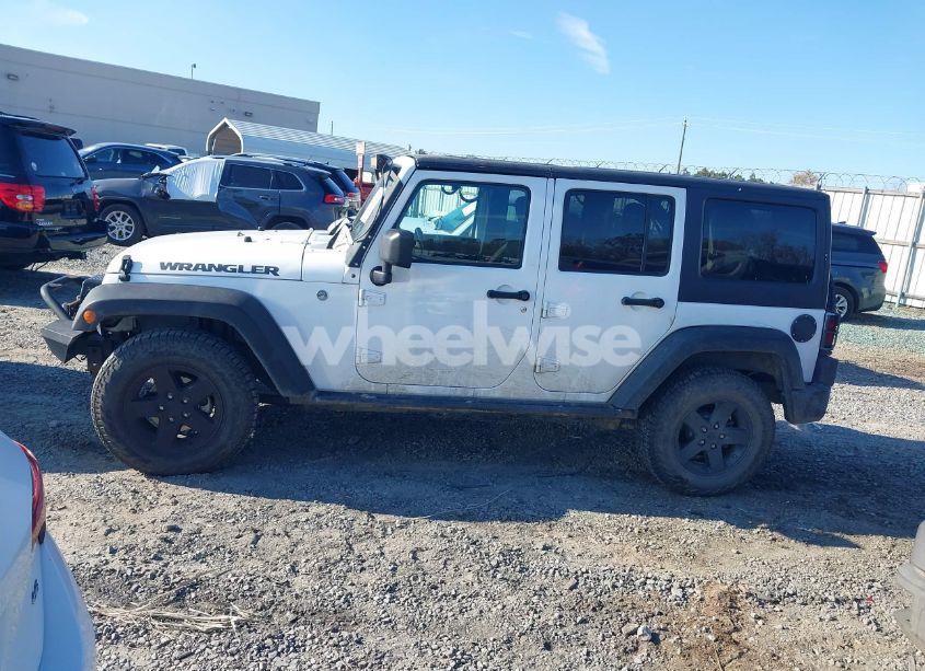 Photo 15 of 2016 Jeep Wrangler UNLIMITED BLACK BEAR (VIN 1C4BJWDG8GL111016)