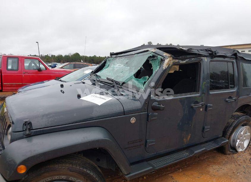 Photo 6 of 2016 Jeep Wrangler UNLIMITED SPORT (VIN 1C4BJWDG8GL269727)