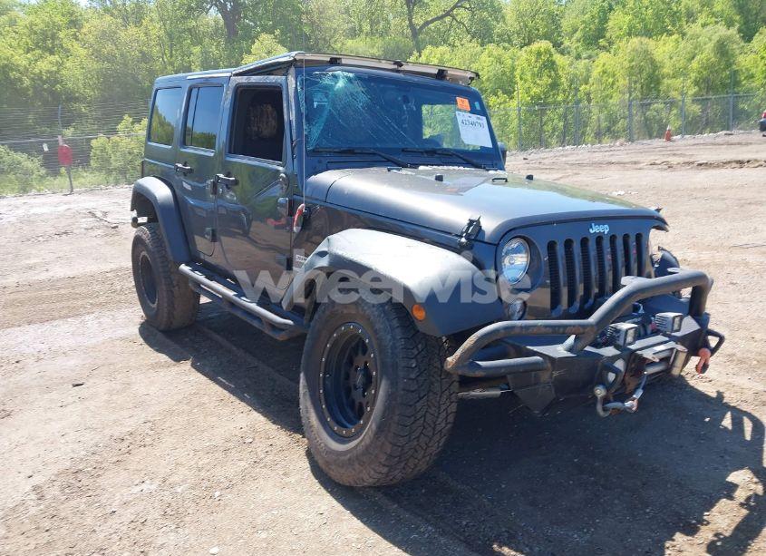 2017 Jeep Wrangler UNLIMITED SPORT 4X4 (VIN 1C4BJWDG8HL520876) main photo