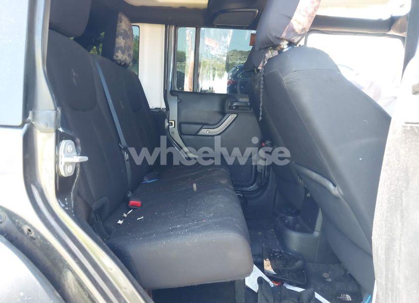 Photo 8 of 2017 Jeep Wrangler UNLIMITED SPORT 4X4 (VIN 1C4BJWDG8HL520876)