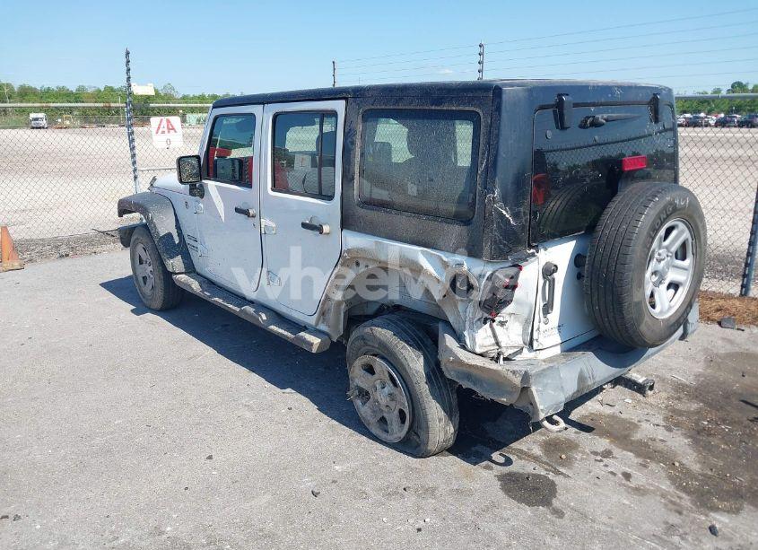 Photo 3 of 2017 Jeep Wrangler UNLIMITED SPORT 4X4 (VIN 1C4BJWDG8HL536673)