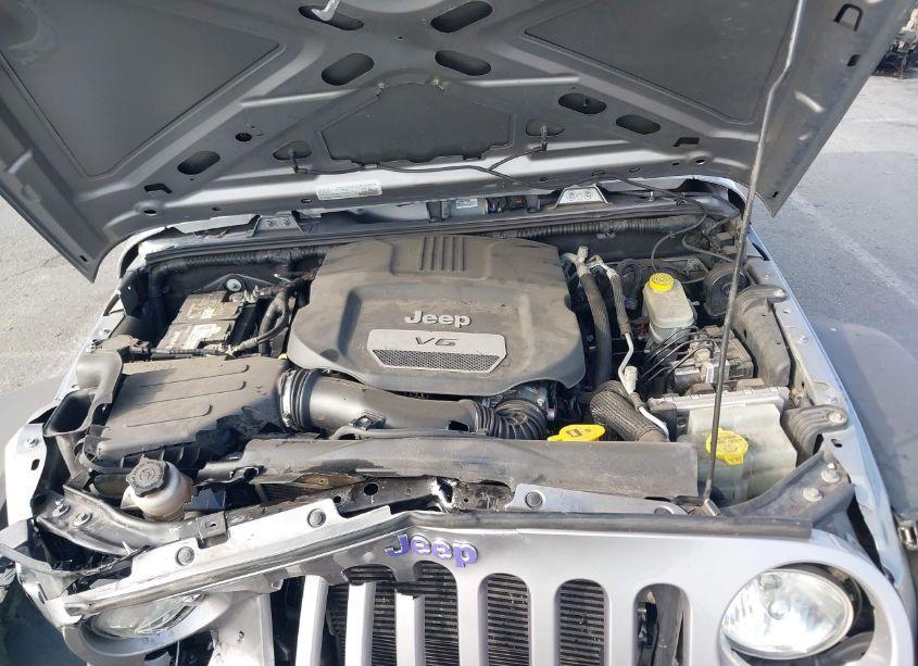 Photo 10 of 2017 Jeep Wrangler UNLIMITED SPORT 4X4 (VIN 1C4BJWDG8HL558463)