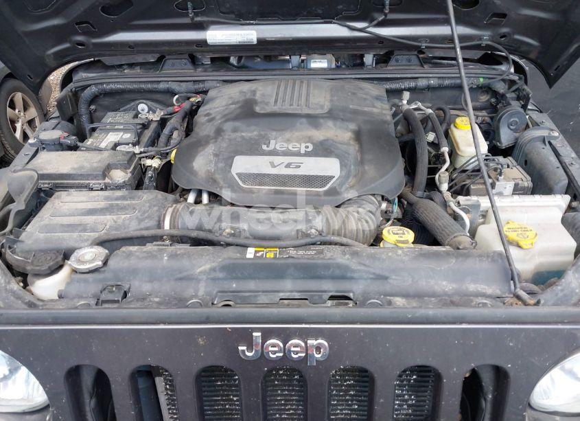 Photo 10 of 2017 Jeep Wrangler UNLIMITED SPORT 4X4 (VIN 1C4BJWDG8HL564909)