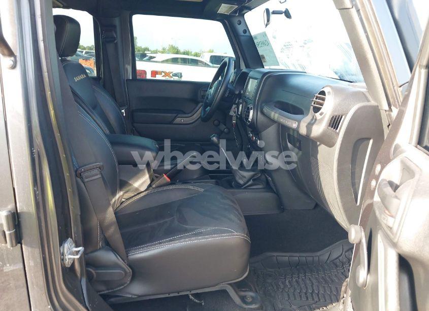 Photo 5 of 2017 Jeep Wrangler UNLIMITED SPORT 4X4 (VIN 1C4BJWDG8HL567051)